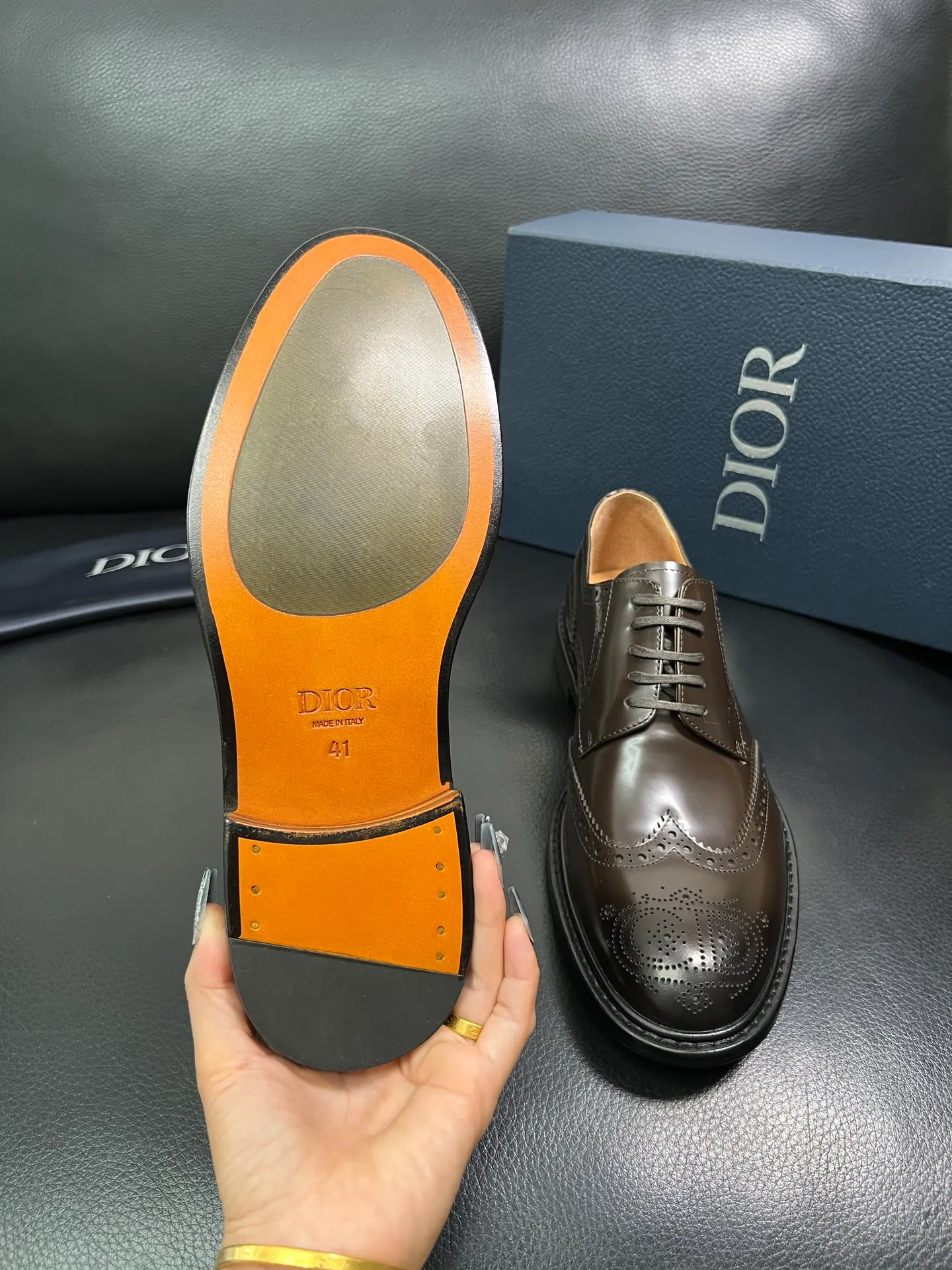 Men's shoes 💰940 Dior top purchasing agent, synchronized with Dior counters, original factory configuration, imported Italian cowhide, fully imported water-dyed cowhide lining, sole: original factory special supply, original sole super comfortable, original factory follow-up order 🔍🔍High quality, welcome to compare, code number 39-44 (can be ordered 38 45 46) 85868